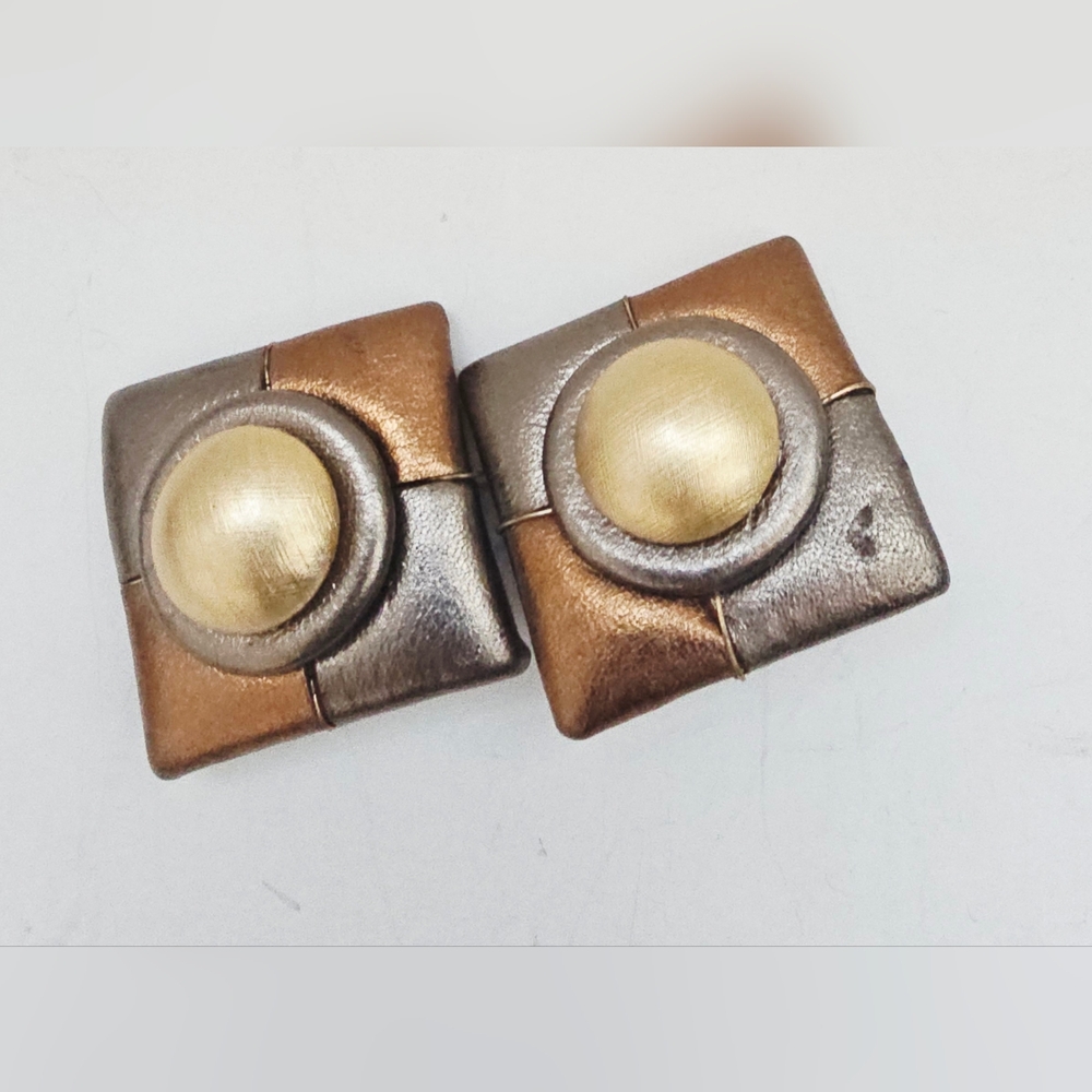Vintage 80s Elegant Gold and Bronze Puffy Pearl Square Diamond Clip-on Earrings